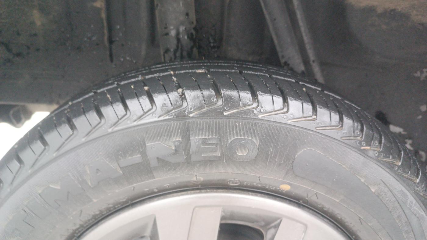 2018 Renault Kwid RXT 1.0 AMT, Petrol, Automatic, 46,151 km, Right Rear Tyre Tread