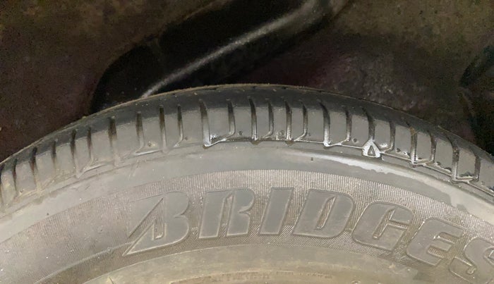 2013 Hyundai i10 SPORTZ 1.2 AT, Petrol, Automatic, 99,066 km, Left Rear Tyre Tread