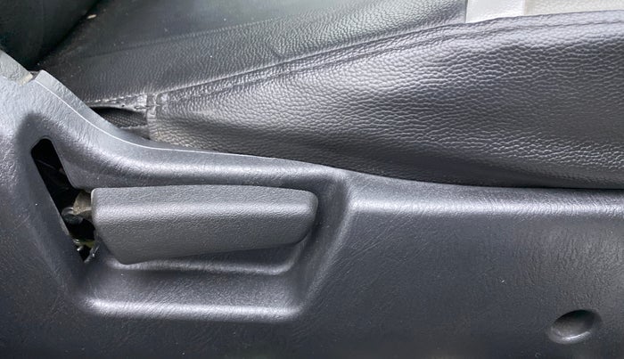 2021 Maruti Alto LXI, Petrol, Manual, 3,344 km, Driver Side Adjustment Panel