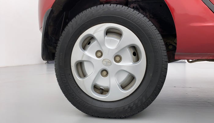 2016 Tata Nano TWIST XTA, Petrol, Automatic, 33,329 km, Right Rear Wheel