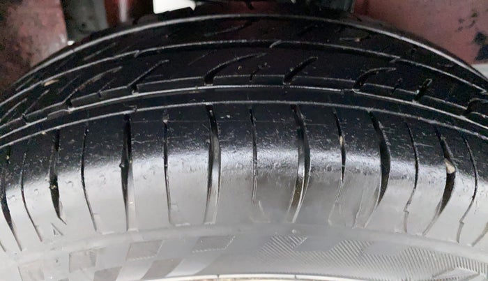 2016 Tata Nano TWIST XTA, Petrol, Automatic, 33,329 km, Right Rear Tyre Tread