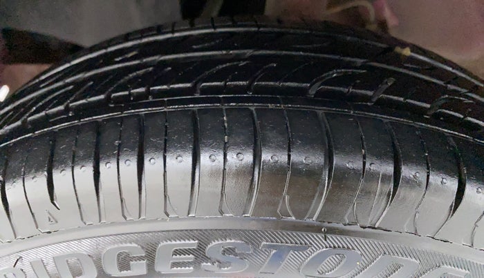 2016 Tata Nano TWIST XTA, Petrol, Automatic, 33,329 km, Left Front Tyre Tread