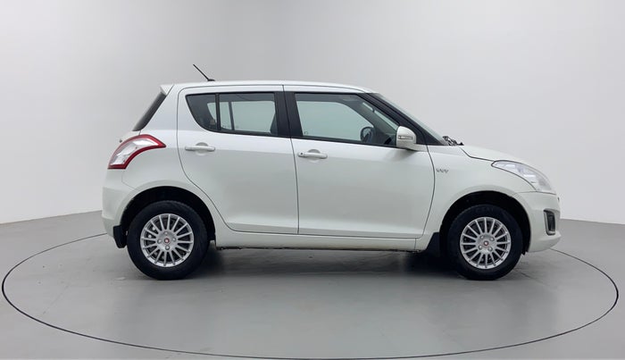 2017 Maruti Swift VXI D, Petrol, Manual, 28,108 km, Right Side View