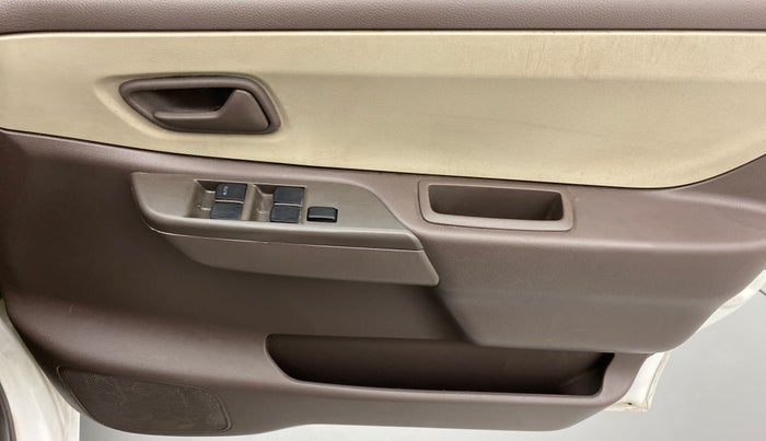 2010 Maruti Zen Estilo VXI, Petrol, Manual, 88,173 km, Driver Side Door Panels Control