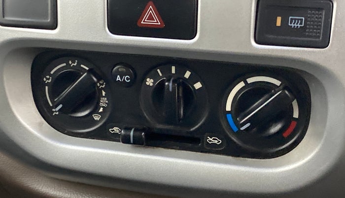 2010 Maruti Zen Estilo VXI, Petrol, Manual, 88,173 km, AC Unit - Car heater not working