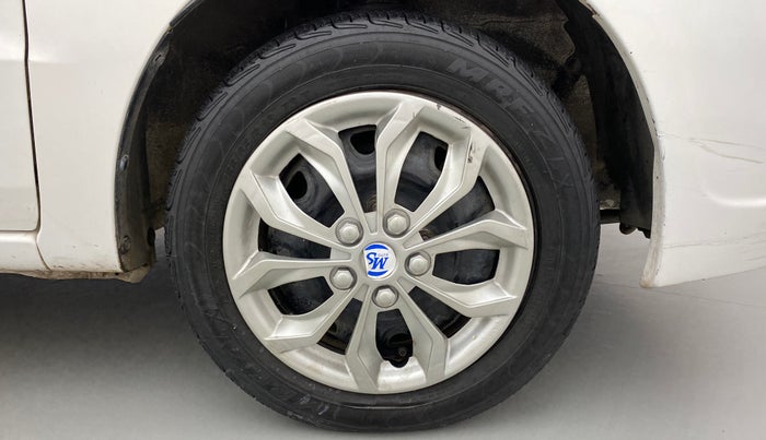 2010 Maruti Zen Estilo VXI, Petrol, Manual, 88,173 km, Right Front Wheel