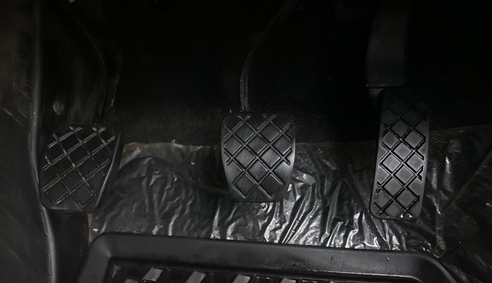 2021 Skoda KUSHAQ AMBITION 1.0L TSI MT, Petrol, Manual, 16,611 km, Pedals