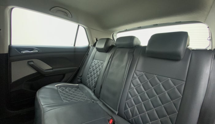 2021 Skoda KUSHAQ AMBITION 1.0L TSI MT, Petrol, Manual, 16,611 km, Right Side Rear Door Cabin