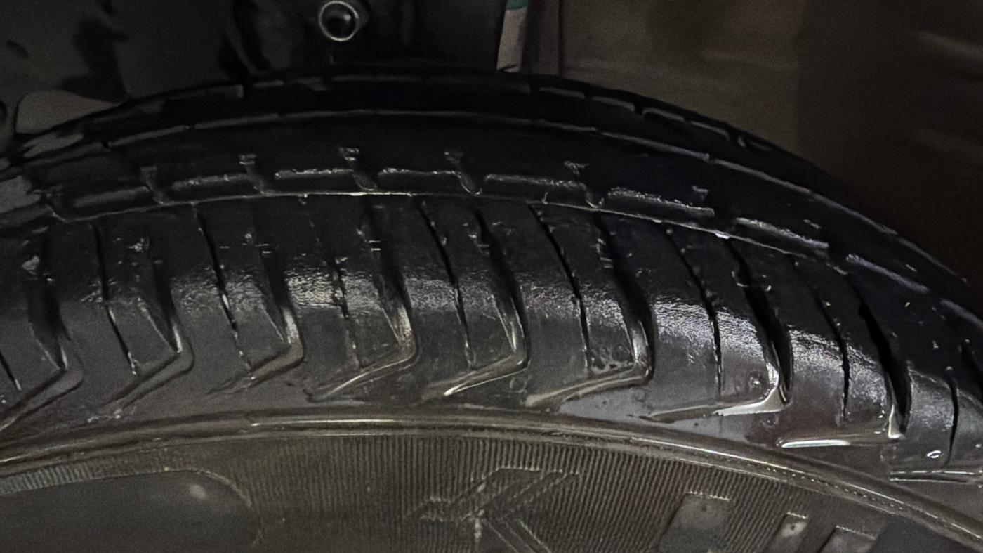 2019 Maruti New Wagon-R LXI CNG 1.0, CNG, Manual, 47,603 km, Left Front Tyre Tread