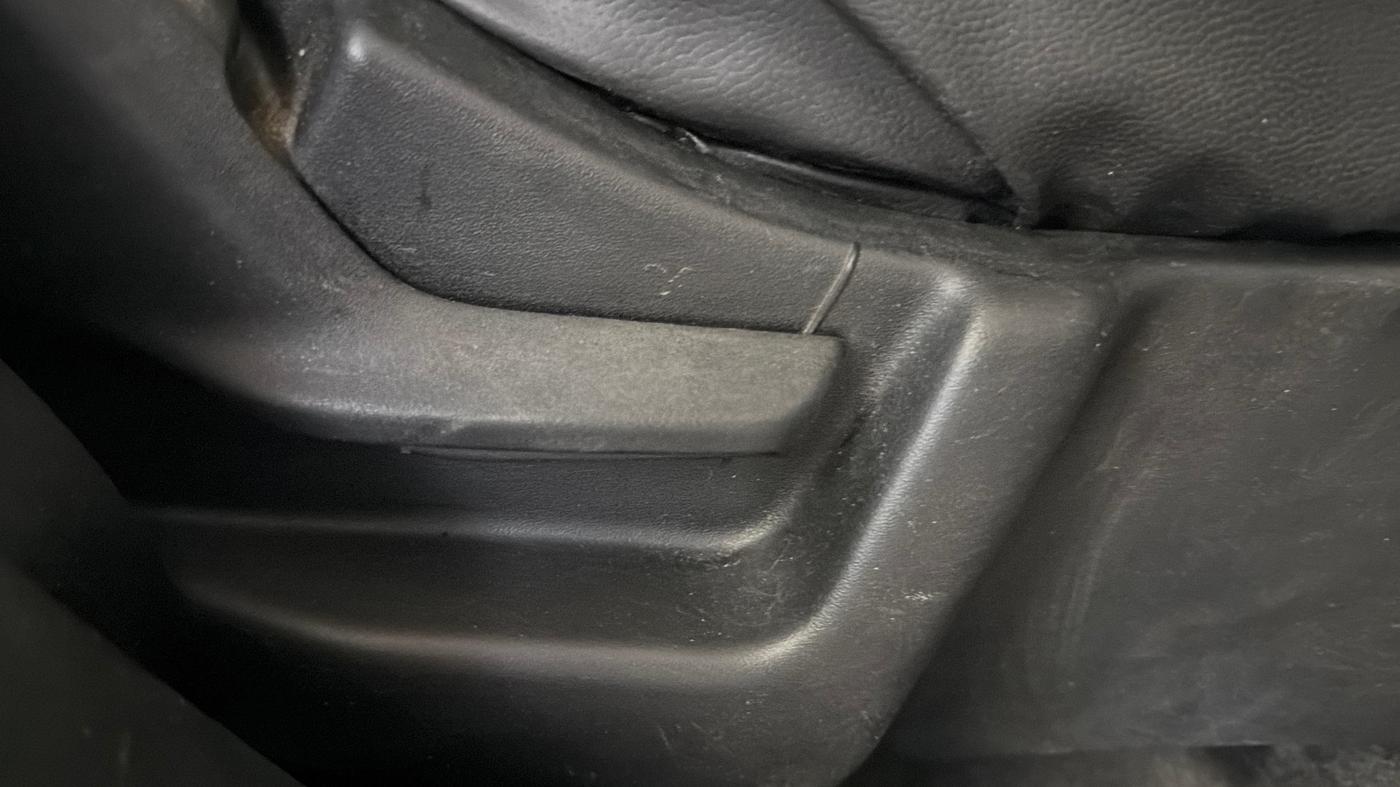 2019 Maruti New Wagon-R LXI CNG 1.0, CNG, Manual, 47,603 km, Driver Side Adjustment Panel