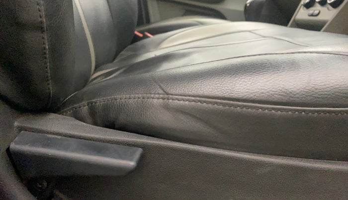 2019 Tata Tiago XZ PETROL, Petrol, Manual, 33,270 km, Driver Side Adjustment Panel