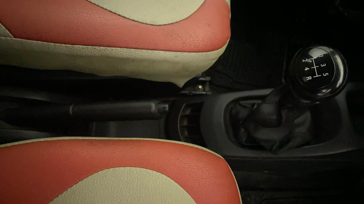 2018 Maruti Wagon R 1.0 LXI CNG, CNG, Manual, 48,605 km, Gear Lever