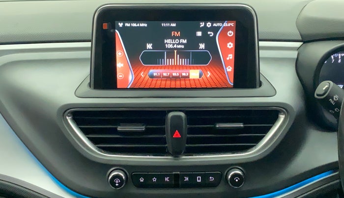 2020 Tata ALTROZ XZ PETROL, Petrol, Manual, 32,010 km, Infotainment System