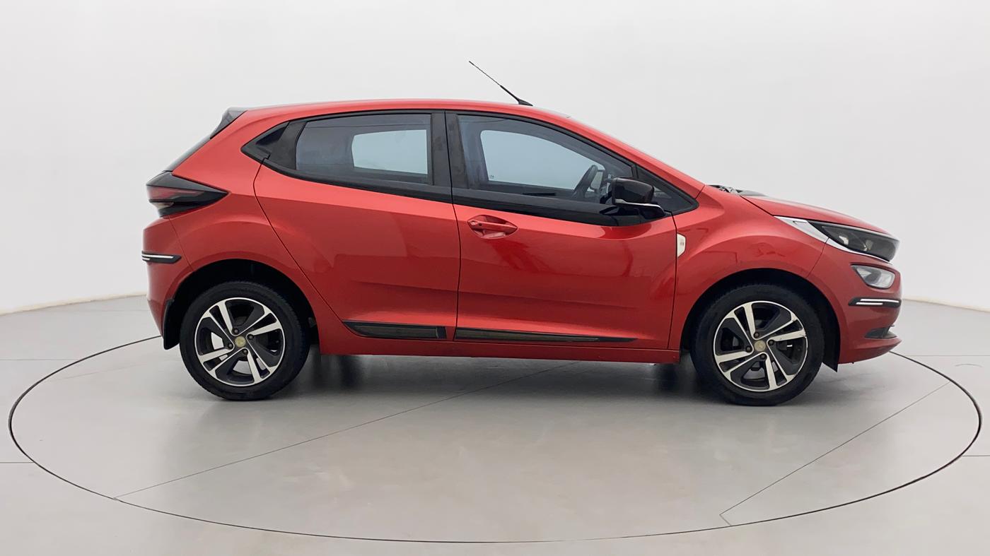2020 Tata ALTROZ XZ PETROL, Petrol, Manual, 32,010 km, Right Side View