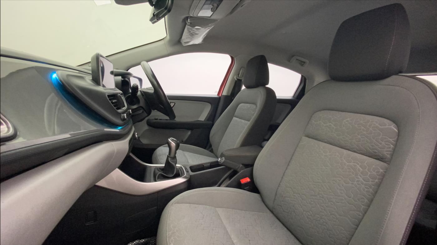 2020 Tata ALTROZ XZ PETROL, Petrol, Manual, 32,010 km, Right Side Front Door Cabin