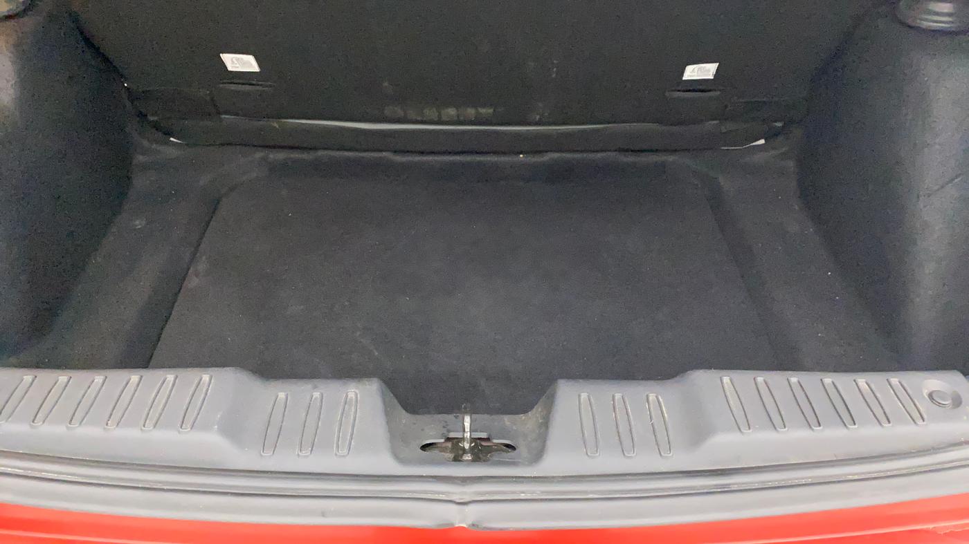 2020 Tata ALTROZ XZ PETROL, Petrol, Manual, 32,010 km, Boot Inside