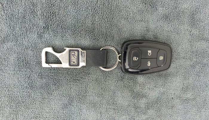 2020 Tata ALTROZ XZ PETROL, Petrol, Manual, 32,010 km, Key Close Up