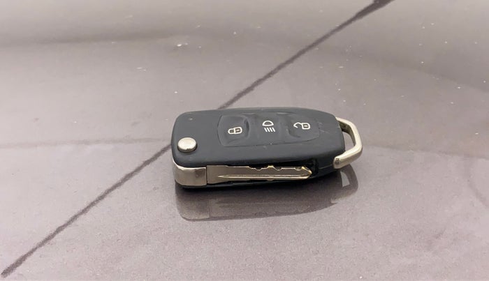 2018 Tata Tiago XZA PETROL, Petrol, Automatic, 11,845 km, Lock system - Door lock knob has minor damage