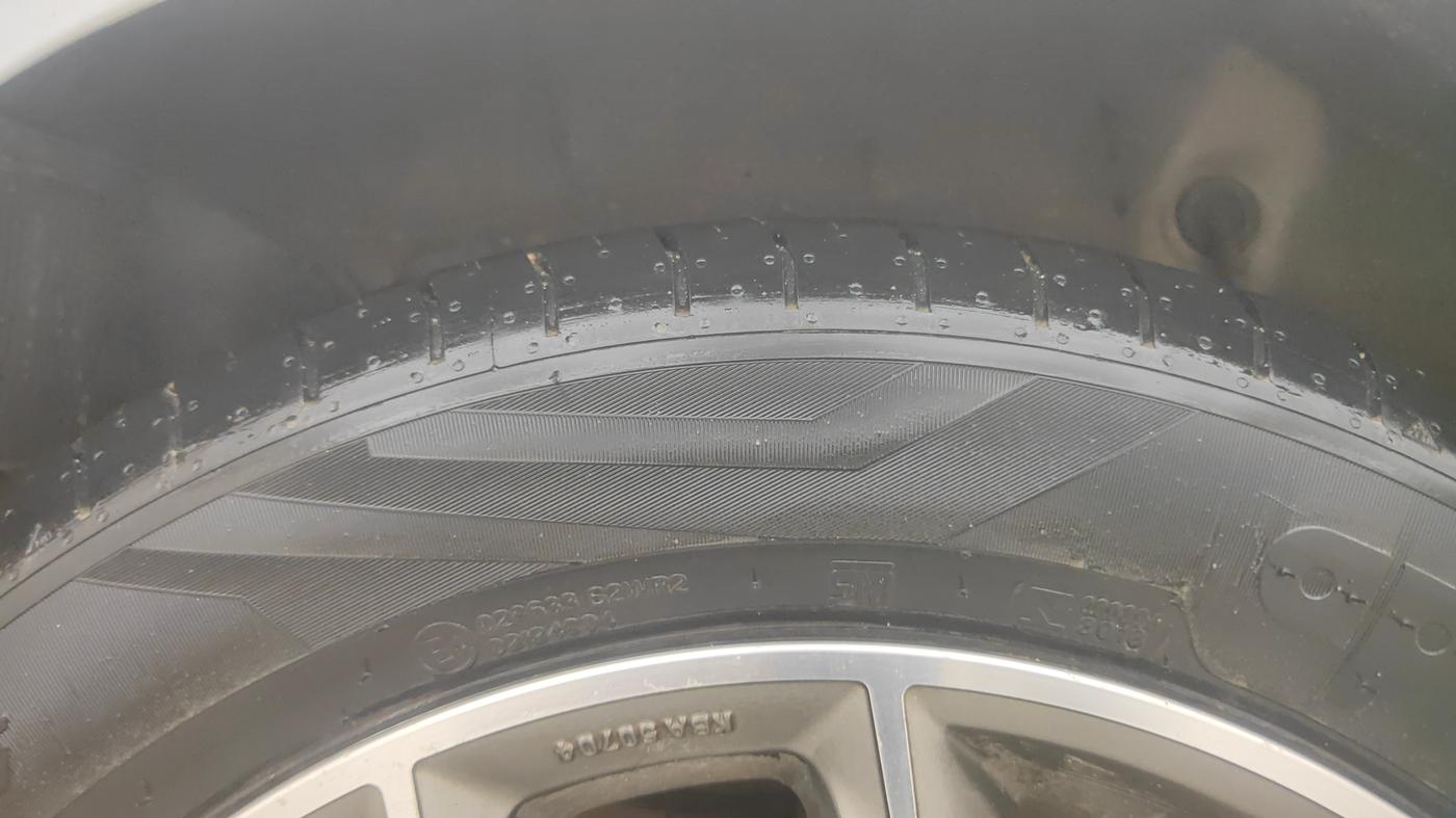 2015 Hyundai Verna FLUIDIC 4S 1.4 VTVT, Petrol, Manual, 89,680 km, Right Rear Tyre Tread