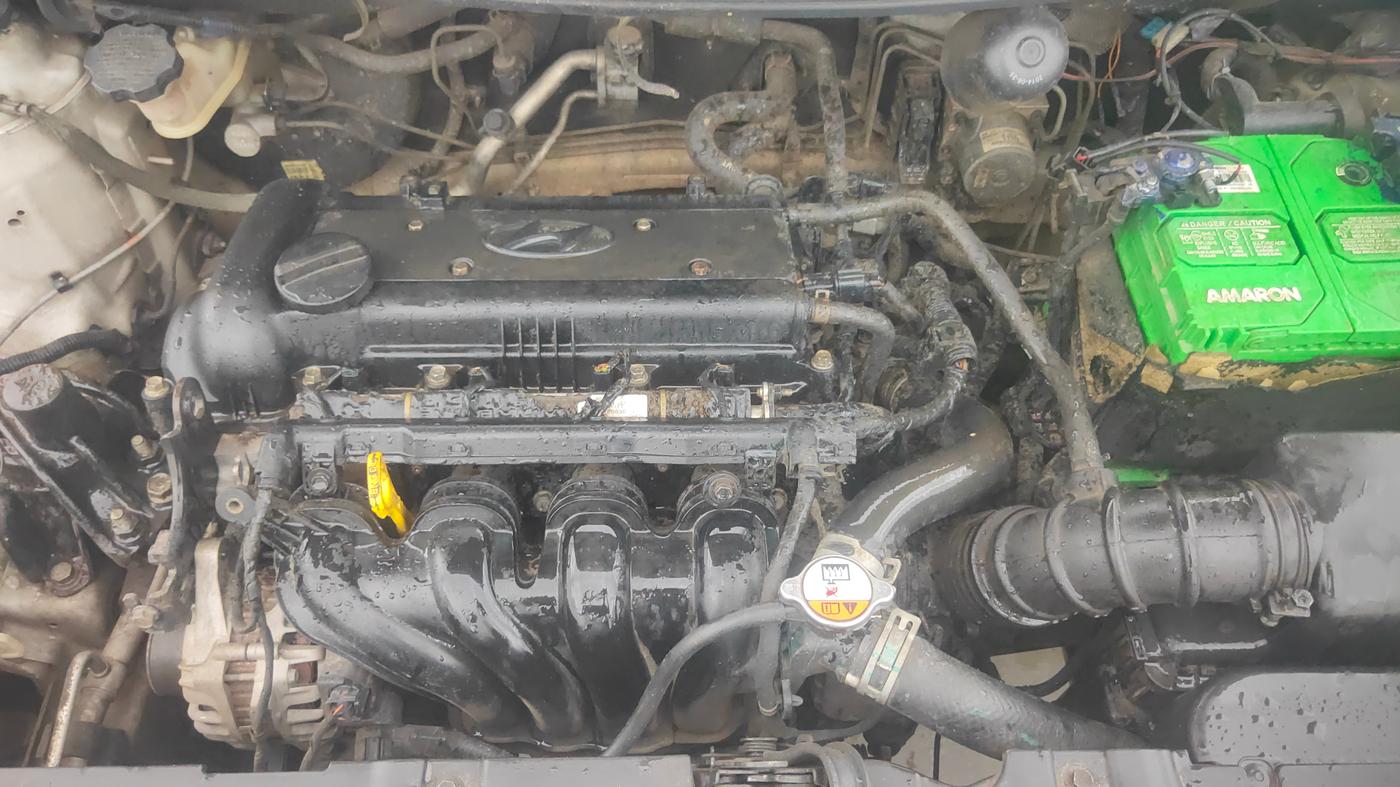 2015 Hyundai Verna FLUIDIC 4S 1.4 VTVT, Petrol, Manual, 89,680 km, Engine View