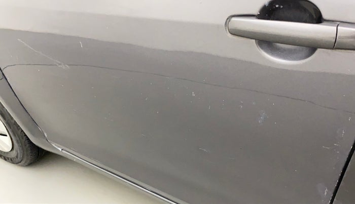 2017 Maruti Swift LXI (O), Petrol, Manual, 37,149 km, Front passenger door - Slightly dented