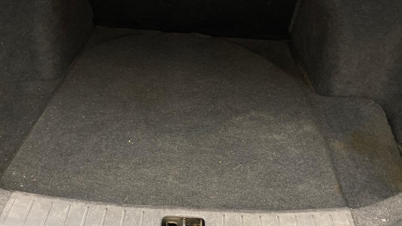 2018 Nissan Sunny XV DIESEL, Diesel, Manual, 1,11,831 km, Boot Inside