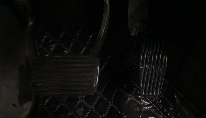 2021 Jeep Compass MODEL S (O) 1.4 PETROL DCT, Petrol, Automatic, 63,724 km, Pedals