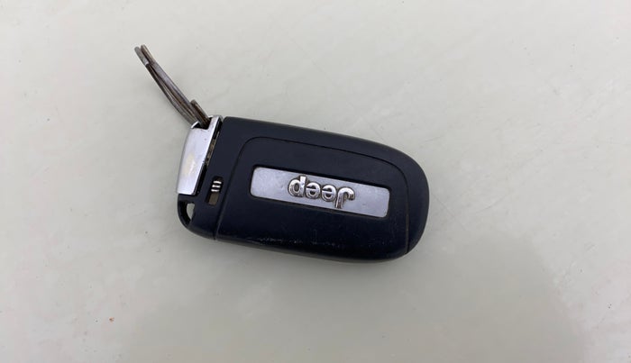 2021 Jeep Compass MODEL S (O) 1.4 PETROL DCT, Petrol, Automatic, 63,724 km, Key Close Up