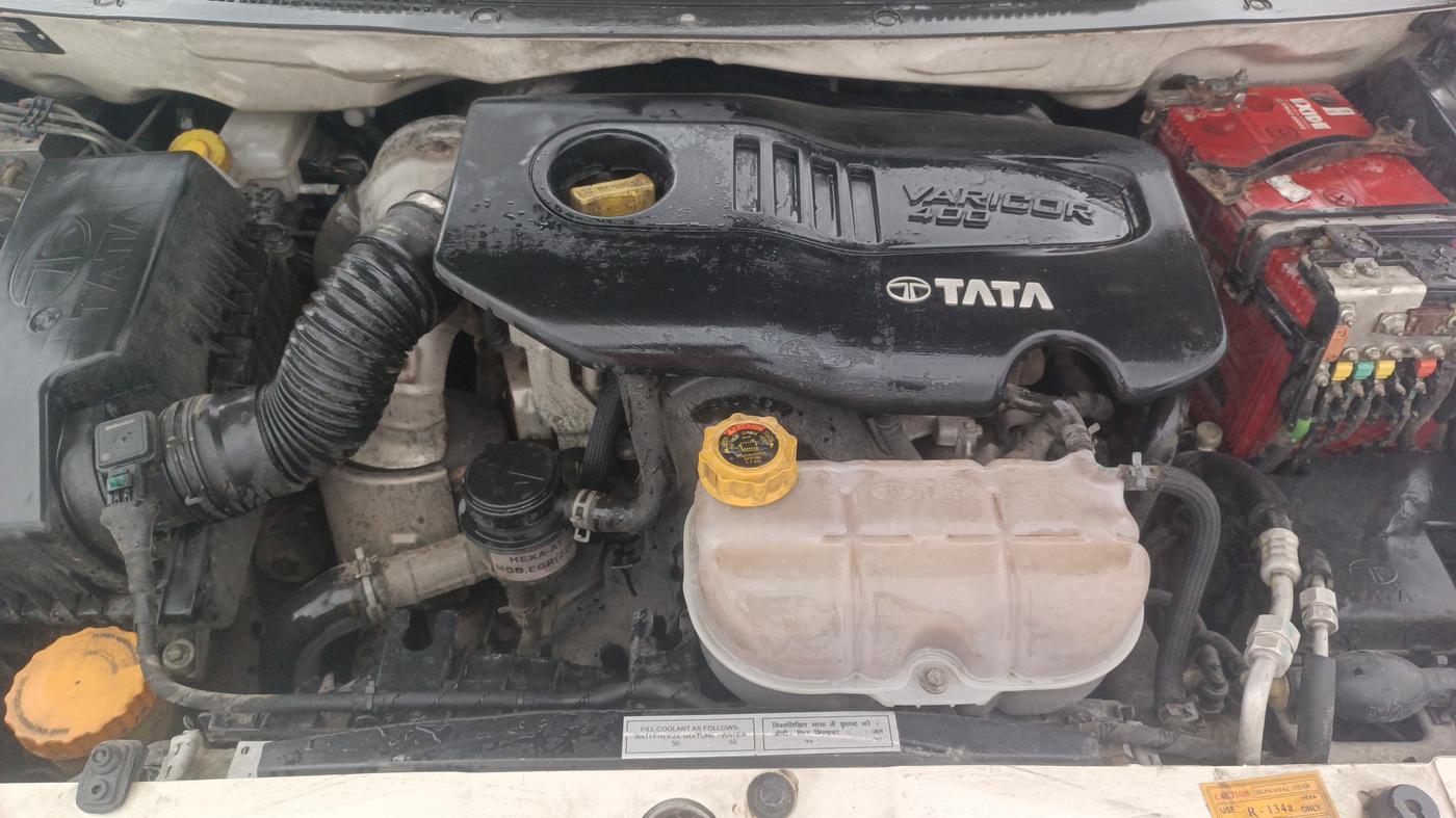 2019 Tata Hexa XTA 4X2 7 STR, Diesel, Automatic, 91,121 km, Engine View