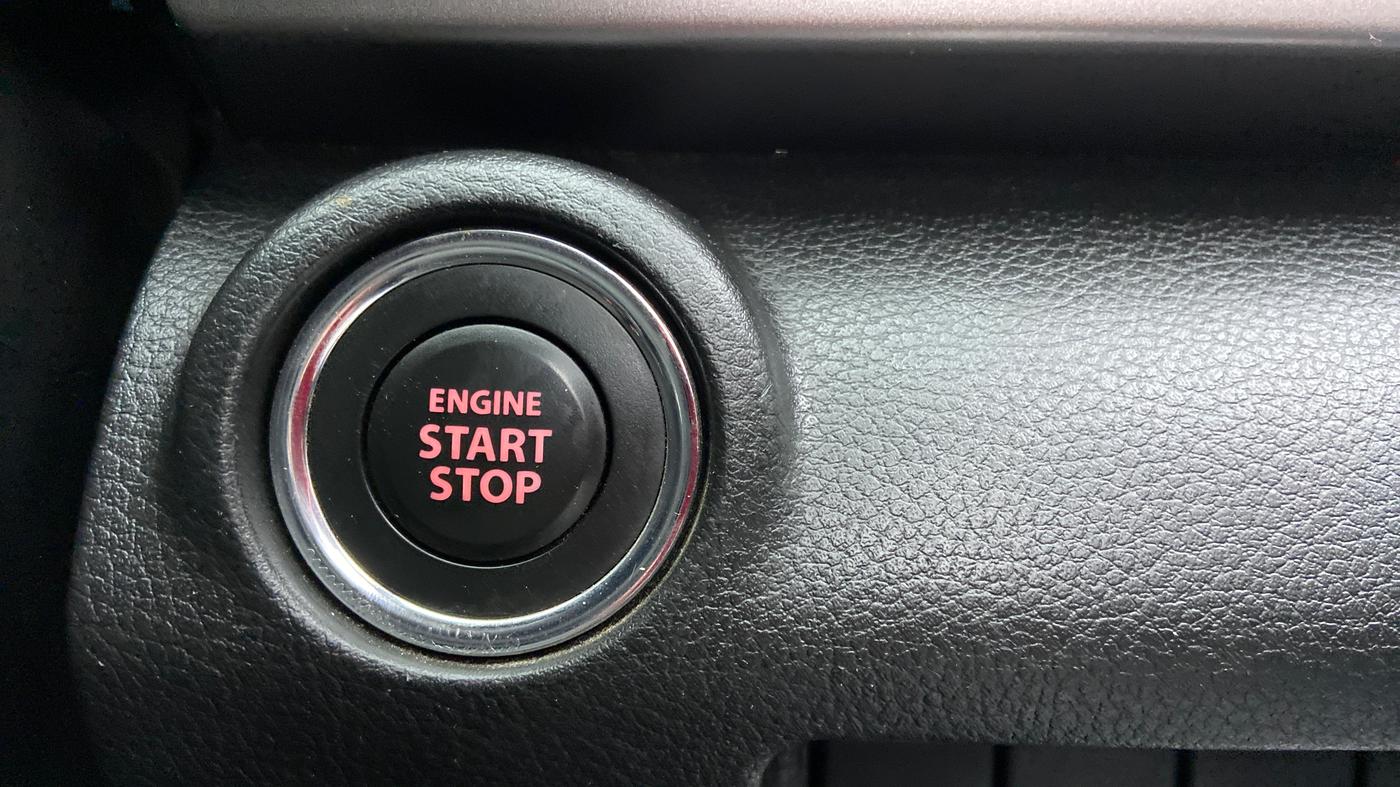 2019 Maruti XL6 ALPHA SHVS  MT, Petrol, Manual, 23,971 km, Keyless Start/ Stop Button