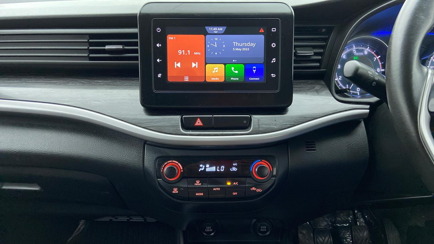 2019 Maruti XL6 ALPHA SHVS  MT, Petrol, Manual, 23,971 km, Air Conditioner