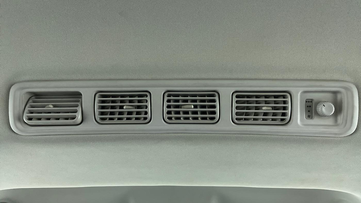 2019 Maruti XL6 ALPHA SHVS  MT, Petrol, Manual, 23,971 km, Rear AC Vents