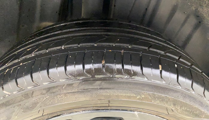 2024 Toyota Urban Cruiser Taisor S 1.2 Petrol AMT, Petrol, Automatic, 37,813 km, Right Rear Tyre Tread