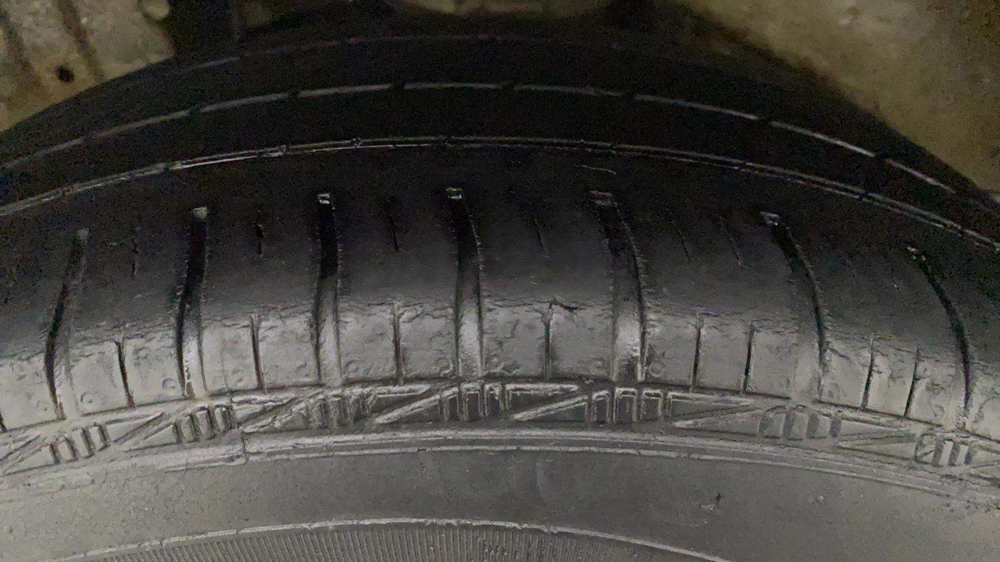 2012 Maruti A Star VXI (ABS) AT, Petrol, Automatic, 62,932 km, Left Rear Tyre Tread