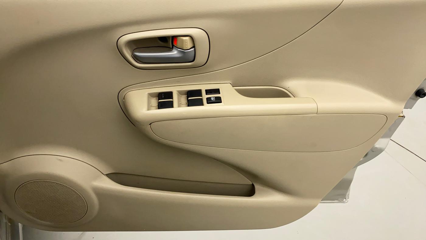 2012 Maruti A Star VXI (ABS) AT, Petrol, Automatic, 62,932 km, Driver Side Door Panels Control