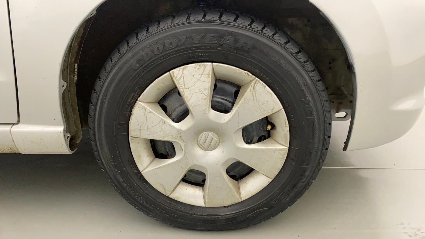 2012 Maruti A Star VXI (ABS) AT, Petrol, Automatic, 62,932 km, Right Front Wheel
