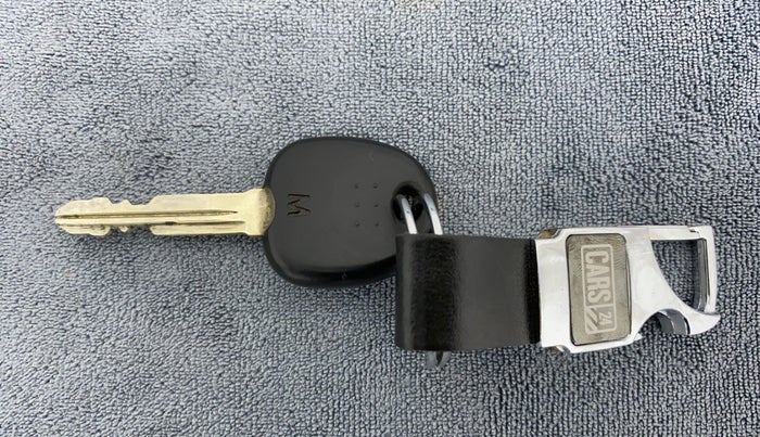 2018 Hyundai Xcent E PLUS, Petrol, Manual, 27,675 km, Key Close Up
