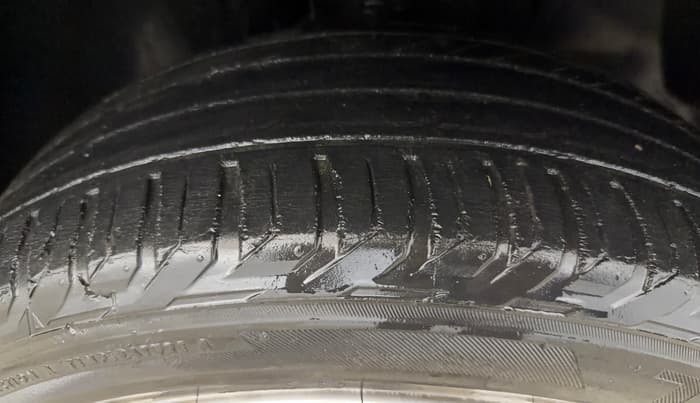 2019 Jeep Compass LIMITED PLUS PETROL AT, Petrol, Automatic, 56,487 km, Right Front Tyre Tread