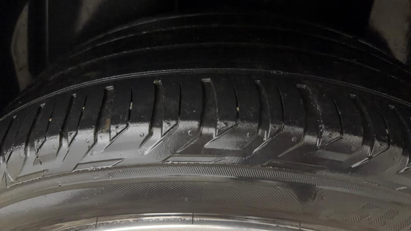 2019 Jeep Compass LIMITED PLUS PETROL AT, Petrol, Automatic, 54,611 km, Left Rear Tyre Tread