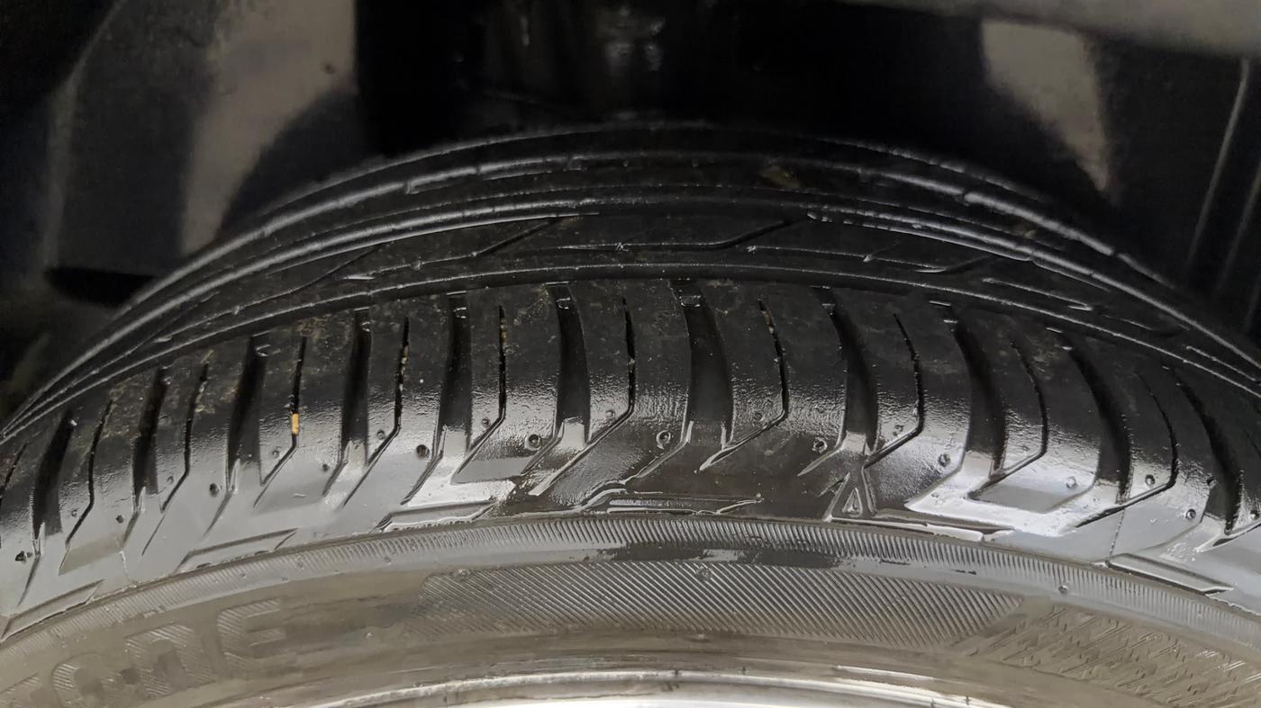 2019 Jeep Compass LIMITED PLUS PETROL AT, Petrol, Automatic, 54,611 km, Right Rear Tyre Tread