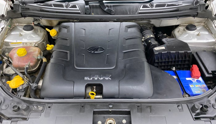 2019 Mahindra XUV500 W7 FWD, Diesel, Manual, 57,949 km, Open Bonet