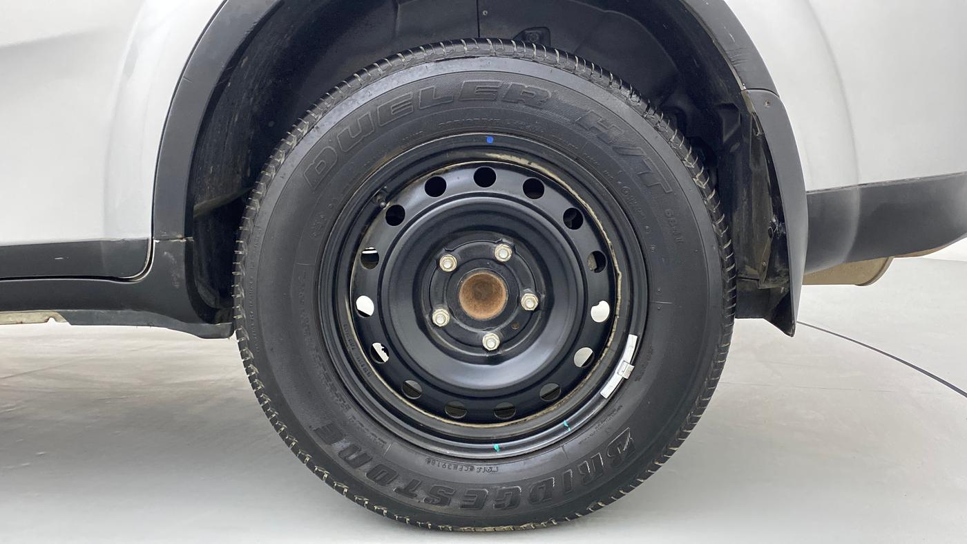 2019 Mahindra XUV500 W7 FWD, Diesel, Manual, 57,949 km, Left Rear Wheel