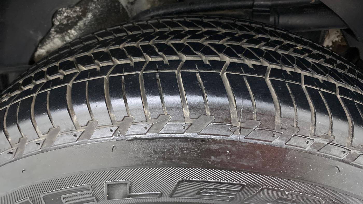2019 Mahindra XUV500 W7 FWD, Diesel, Manual, 57,949 km, Left Rear Tyre Tread