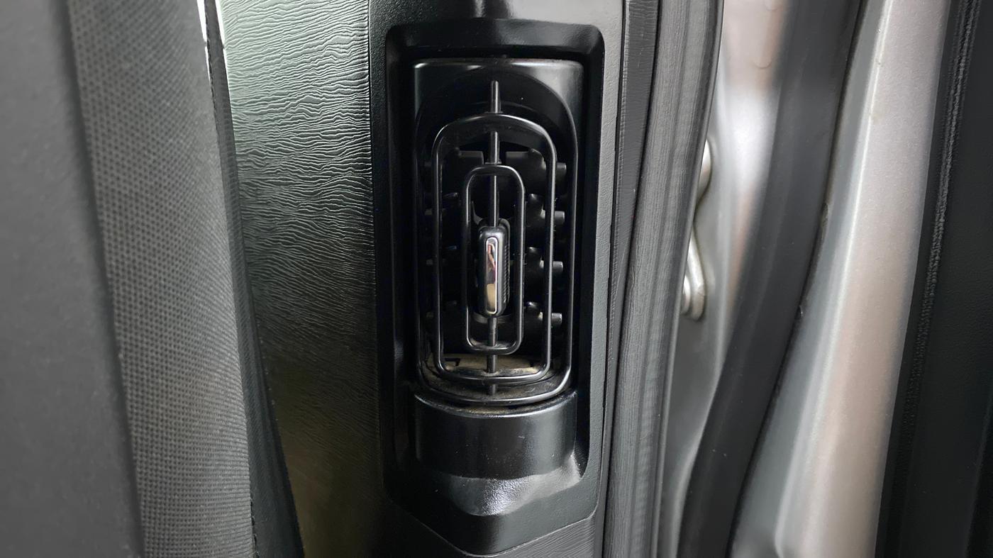 2019 Mahindra XUV500 W7 FWD, Diesel, Manual, 57,949 km, Rear AC Vents