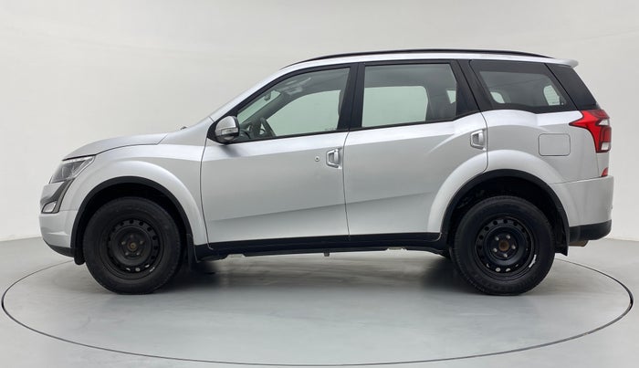 2019 Mahindra XUV500 W7 FWD, Diesel, Manual, 57,949 km, Left Side