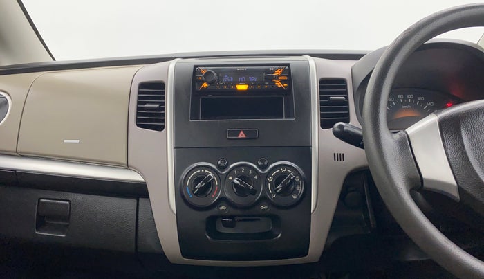 2013 Maruti Wagon R 1.0 LXI, Petrol, Manual, 45,746 km, Centre Console