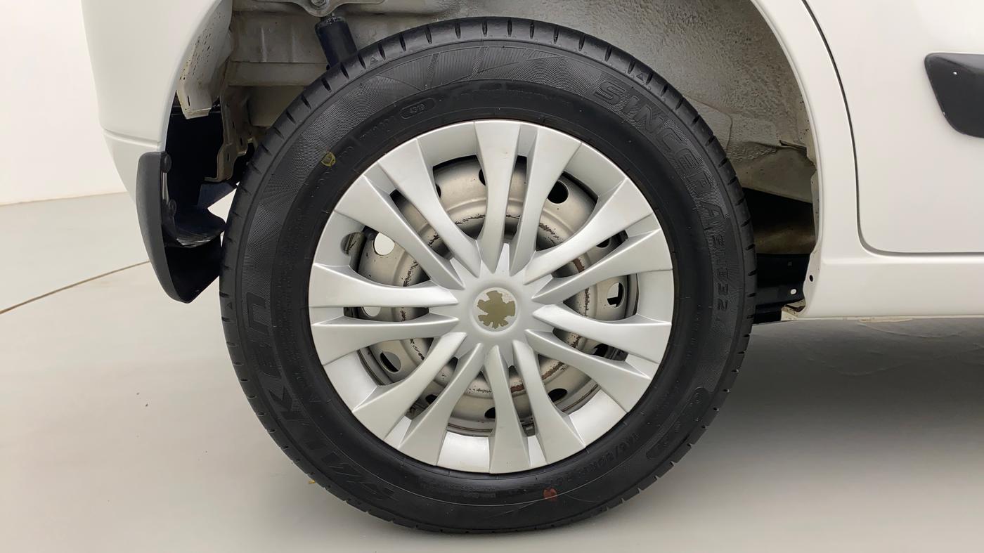 2013 Maruti Wagon R 1.0 LXI, Petrol, Manual, 45,746 km, Right Rear Wheel
