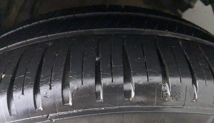 2013 Maruti Swift Dzire ZXI 1.2 BS IV, Petrol, Manual, 27,191 km, Left Rear Tyre Tread