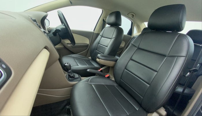 2016 Skoda Rapid 1.5 TDI AT AMBITION, Diesel, Automatic, 62,015 km, Right Side Front Door Cabin