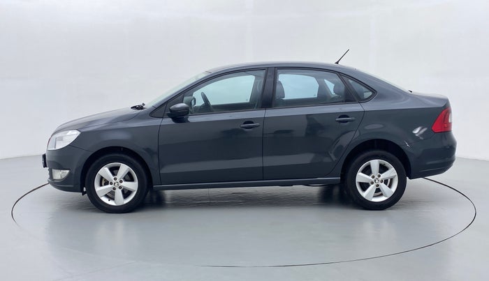2016 Skoda Rapid 1.5 TDI AT AMBITION, Diesel, Automatic, 62,015 km, Left Side